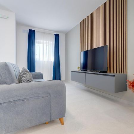 Wave Crest Holiday Apartments خليج سانت بول المظهر الخارجي الصورة